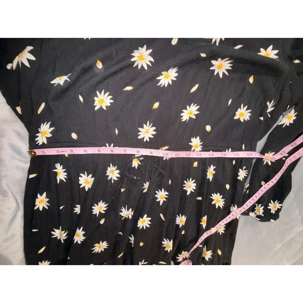 Torrid Womens Plus Size 1 Black Daisy Floral Long Sleeve Tiered Mini Dress Boho - Picture 6 of 11